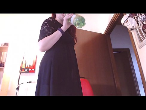 ❤️ Un esclau sotmès a qui li encanten les calces brutes i delicioses es veu obligat a masturbar-se després de veure aquest vídeo! Fota a nosaltres ❌️
